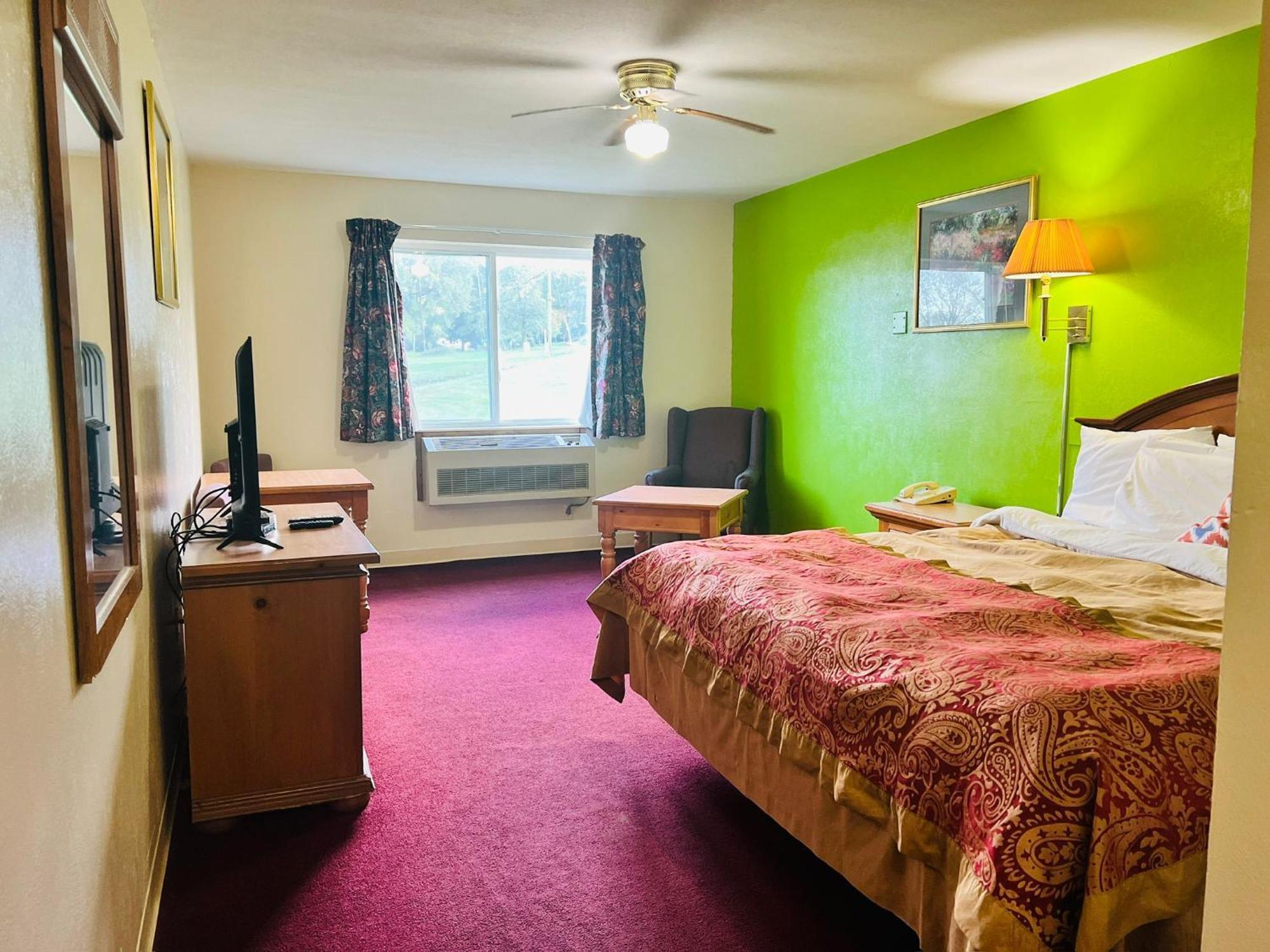 Villa Inn Motel Near Hwy 12 Wi Capital O Fort Atkinson Dış mekan fotoğraf