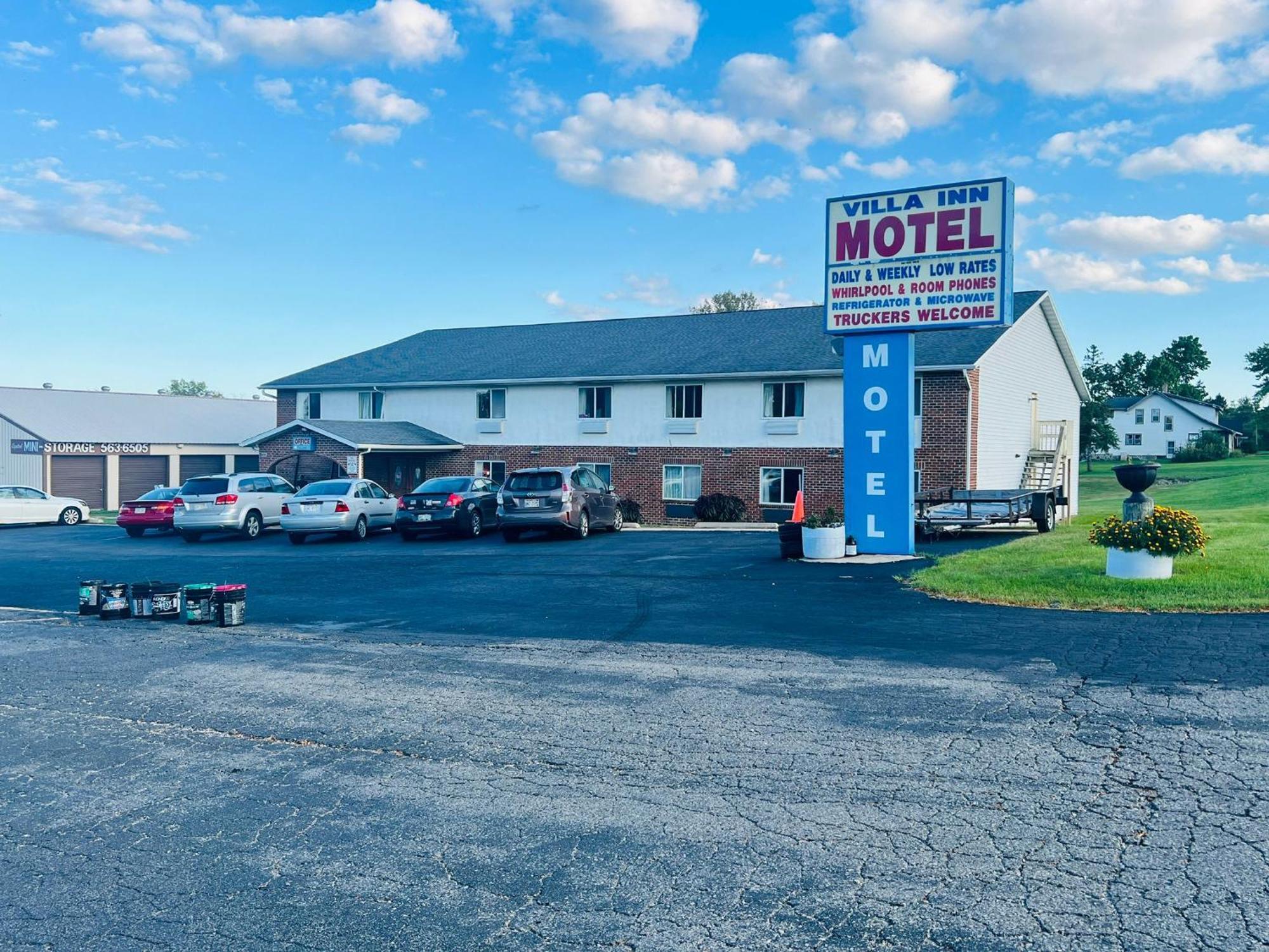 Villa Inn Motel Near Hwy 12 Wi Capital O Fort Atkinson Dış mekan fotoğraf
