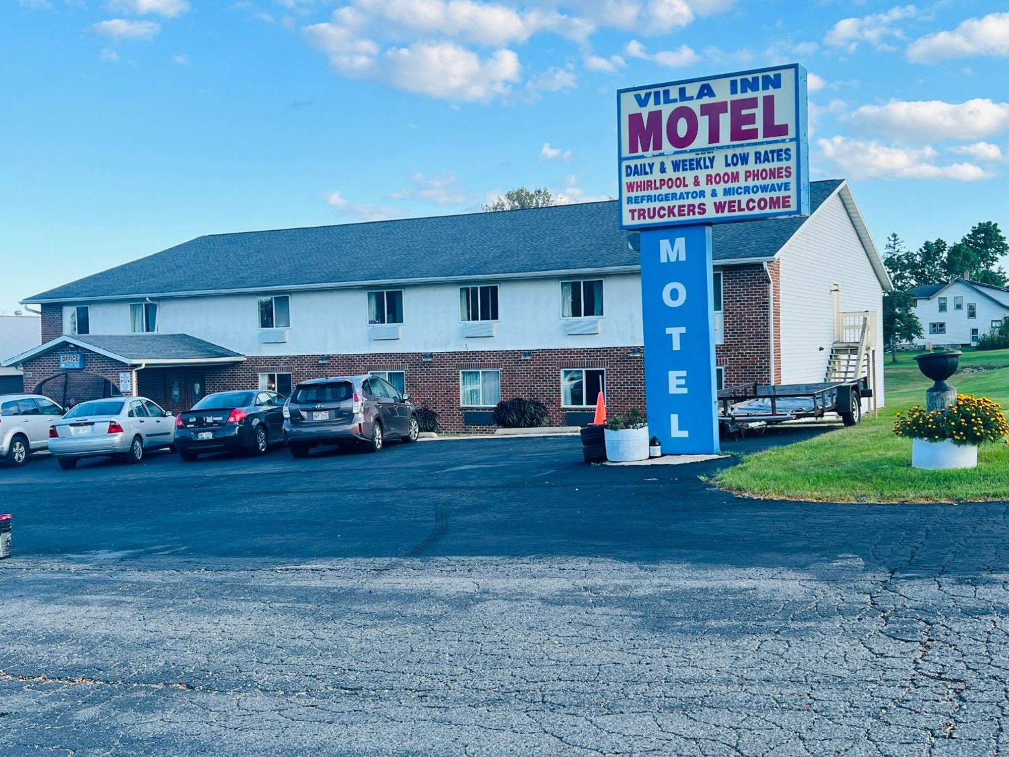 Villa Inn Motel Near Hwy 12 Wi Capital O Fort Atkinson Dış mekan fotoğraf